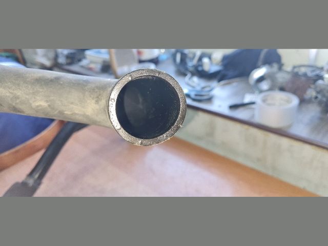 bontott TOYOTA AURIS Tankbetöltő Cső (Fém)