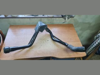 bontott TOYOTA AURIS Tankbetöltő Cső (Fém)