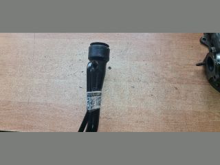 bontott TOYOTA AURIS Tankbetöltő Cső (Fém)