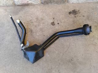 bontott TOYOTA AURIS Tankbetöltő Cső (Fém)