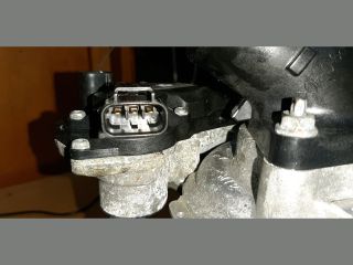 bontott TOYOTA AURIS Turbó