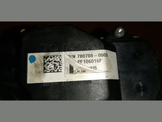 bontott TOYOTA AURIS Turbó