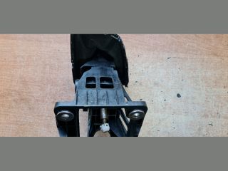 bontott TOYOTA AURIS Váltó Kulissza