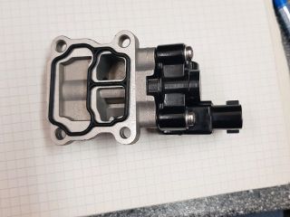 bontott TOYOTA AURIS Alapjárati Motor