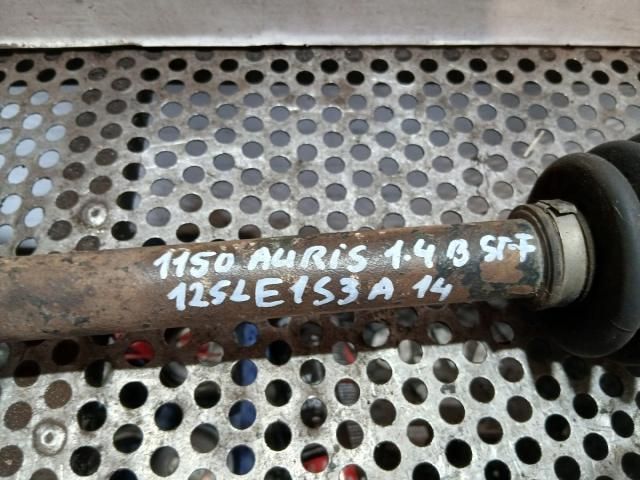 bontott TOYOTA AURIS Bal Féltengely