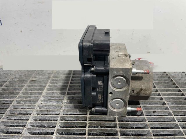 bontott TOYOTA AURIS ABS Kocka