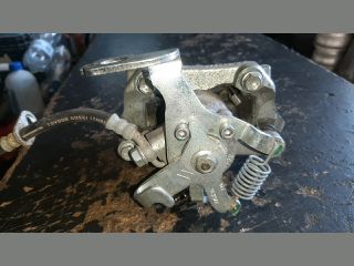 bontott TOYOTA AURIS Bal hátsó Féknyereg Munkahengerrel