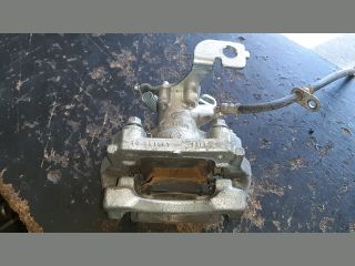 bontott TOYOTA AURIS Bal hátsó Féknyereg Munkahengerrel