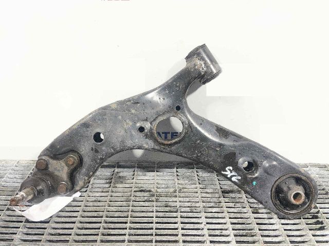 bontott TOYOTA AURIS Bal első Lengőkar