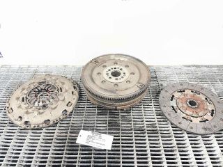 bontott TOYOTA AURIS Fogaskoszorú