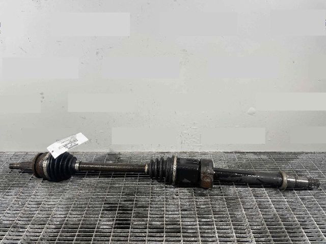 bontott TOYOTA AURIS Jobb Féltengely