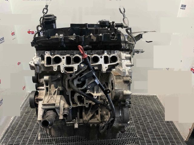 bontott TOYOTA AURIS Motor (Fűzött blokk hengerfejjel)