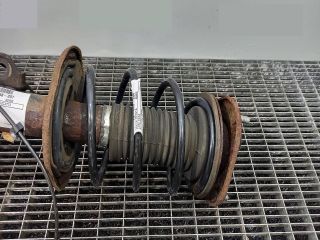 bontott TOYOTA AURIS Első Rugó