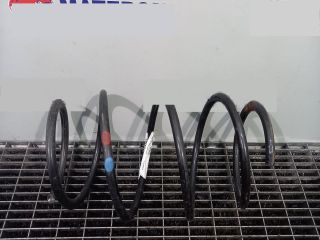 bontott TOYOTA AURIS Első Rugó