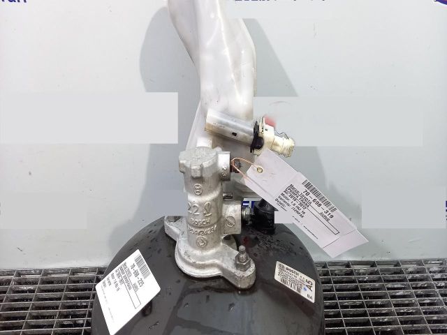 bontott TOYOTA AURIS Főfékhenger