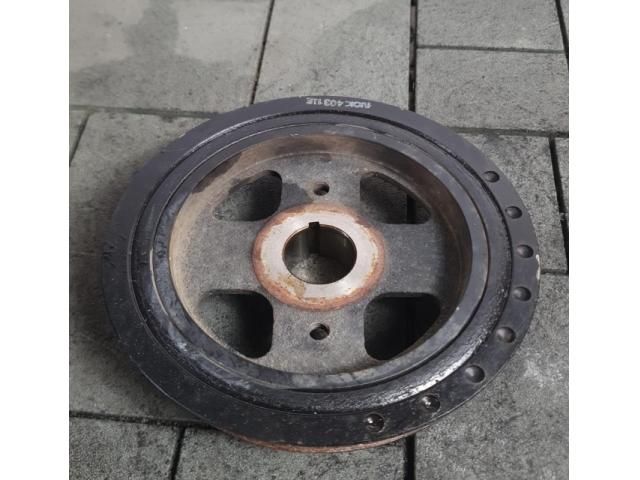 bontott TOYOTA AURIS Főtengely Szíjtárcsa