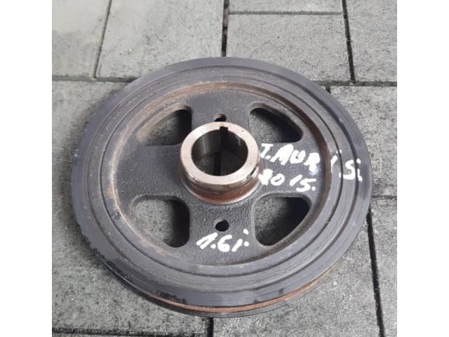 bontott TOYOTA AURIS Főtengely Szíjtárcsa