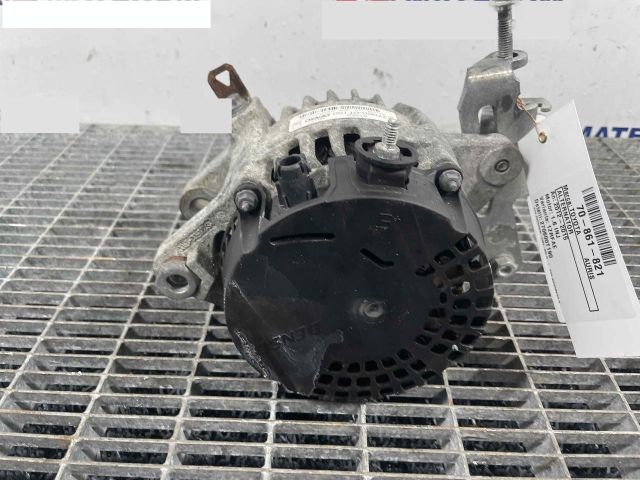 bontott TOYOTA AURIS Generátor