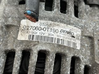 bontott TOYOTA AURIS Generátor