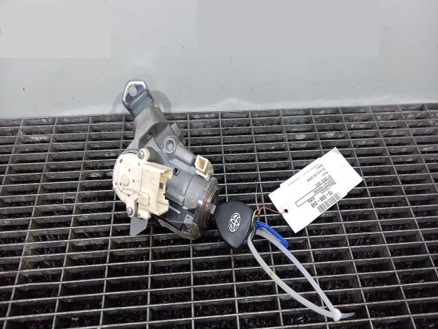 bontott TOYOTA AURIS Gyújtáskapcsoló