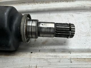 bontott TOYOTA AURIS Jobb Féltengely