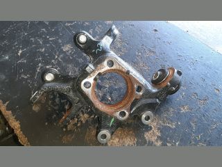 bontott TOYOTA AURIS Jobb hátsó Csonkállvány