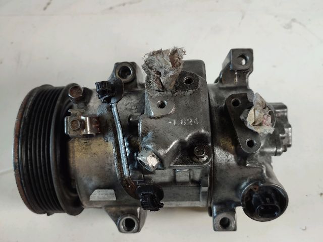 bontott TOYOTA AURIS Klímakompresszor