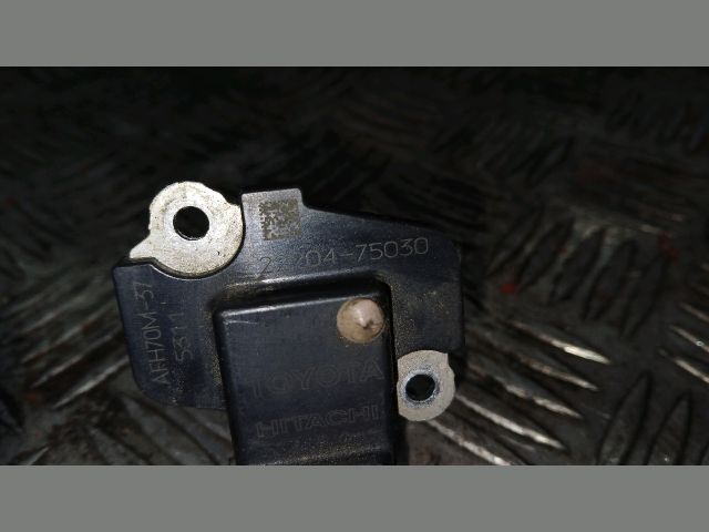 bontott TOYOTA AURIS Légtömegmérő