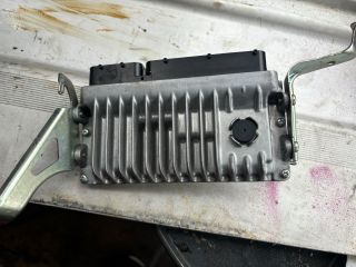 bontott TOYOTA AURIS Motorvezérlő