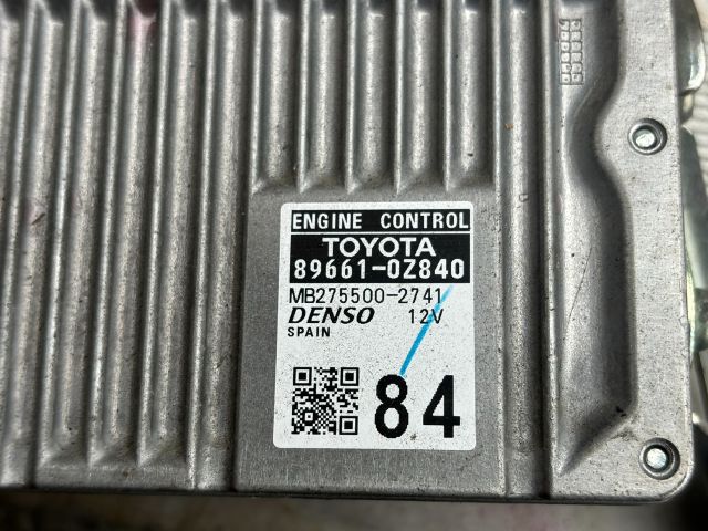 bontott TOYOTA AURIS Motorvezérlő