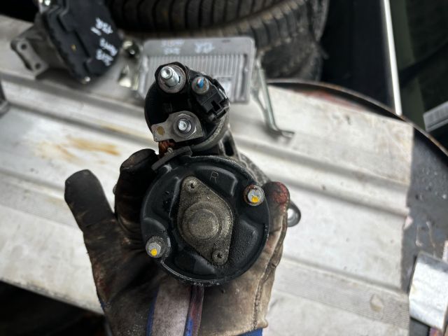 bontott TOYOTA AURIS Önindító