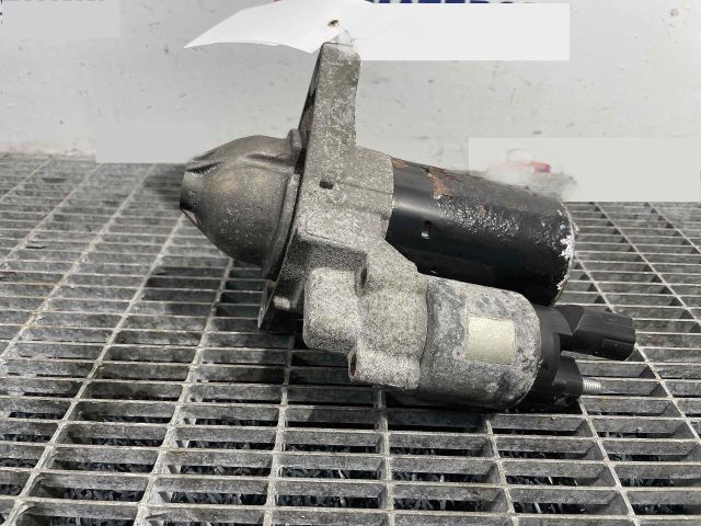 bontott TOYOTA AURIS Önindító