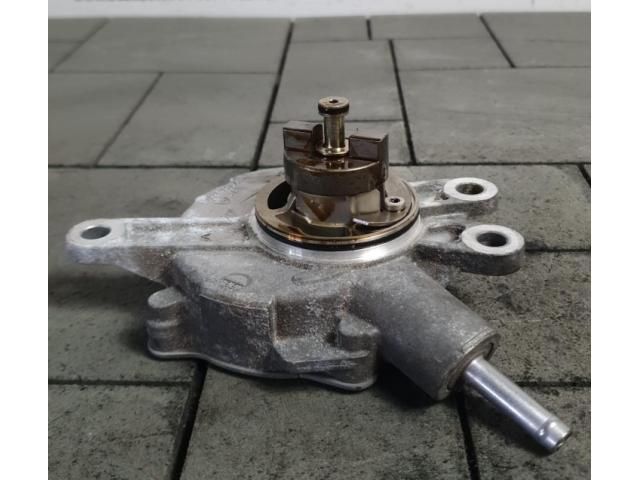 bontott TOYOTA AURIS Vákumpumpa
