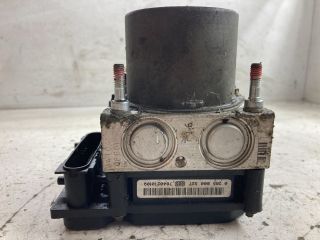 bontott TOYOTA AURIS ABS Kocka