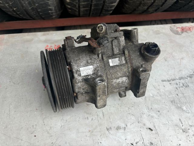 bontott TOYOTA AURIS Klímakompresszor