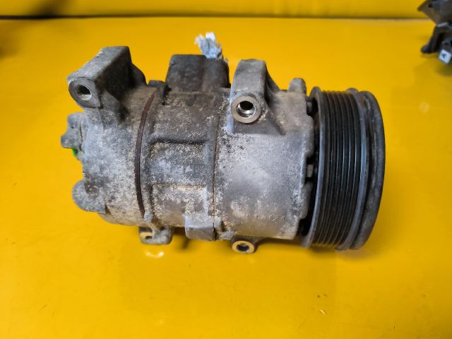bontott TOYOTA AURIS Klímakompresszor