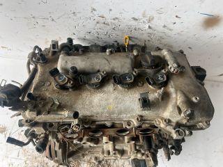bontott TOYOTA AURIS Motor (Fűzött blokk hengerfejjel)