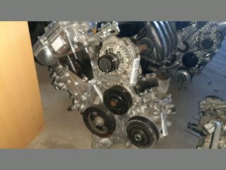 bontott TOYOTA AURIS Motor (Fűzött blokk hengerfejjel)
