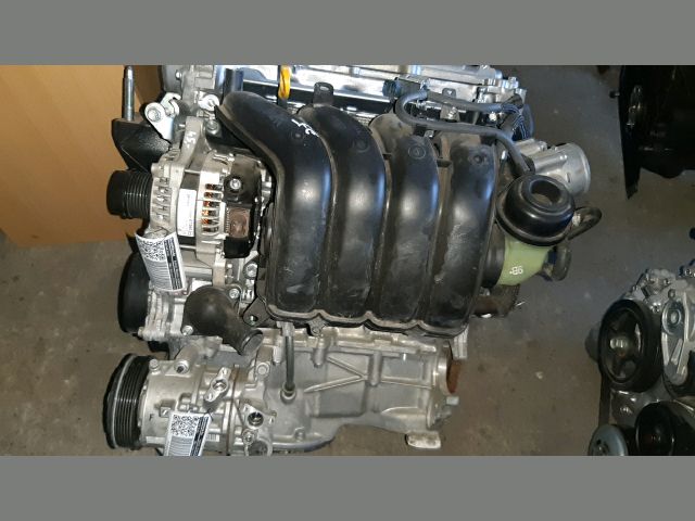 bontott TOYOTA AURIS Motor (Fűzött blokk hengerfejjel)