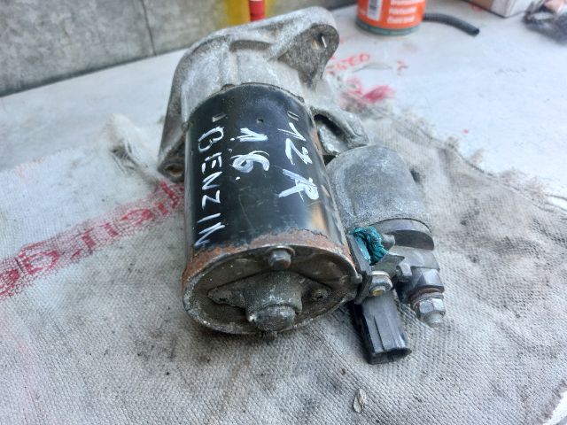 bontott TOYOTA AURIS Önindító