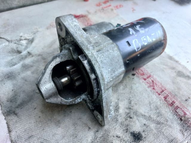 bontott TOYOTA AURIS Önindító