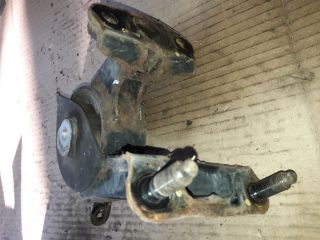 bontott TOYOTA AURIS Váltó Tartó Bak (Pozíciófüggetlen)