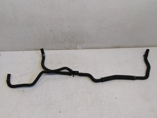 bontott TOYOTA AURIS Vízcső