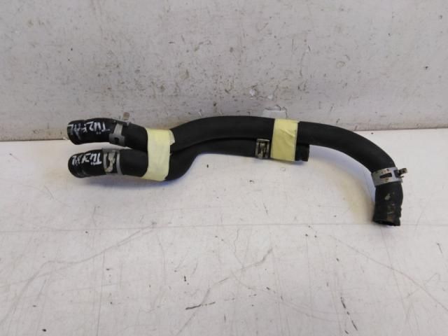 bontott TOYOTA AURIS Vízcső