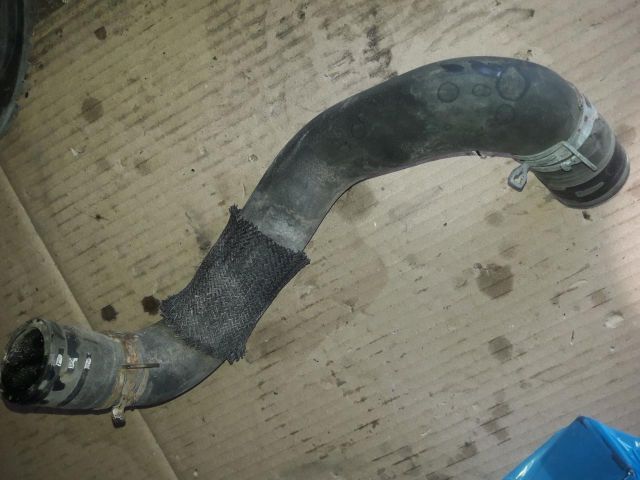 bontott TOYOTA AURIS Vízcső