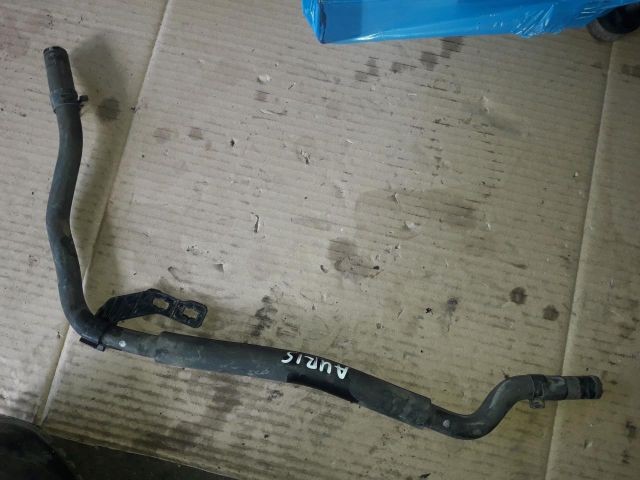 bontott TOYOTA AURIS Vízcső