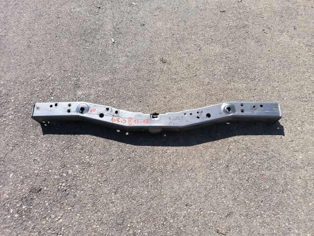 bontott TOYOTA AURIS Homlokfal (Üres lemez)