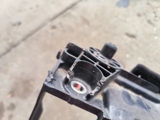 bontott TOYOTA AURIS Hűtőventilátor Keret