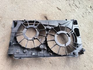 bontott TOYOTA AURIS Hűtőventilátor Keret