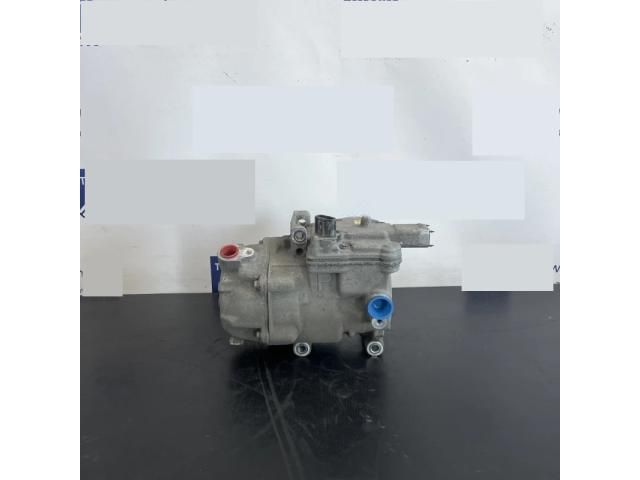 bontott TOYOTA AURIS Klímakompresszor